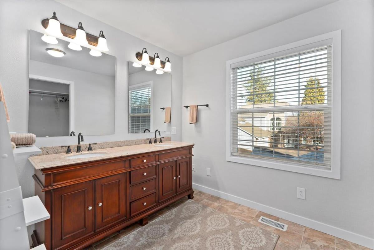 Parkside Home Perfect For Families Boise Dış mekan fotoğraf